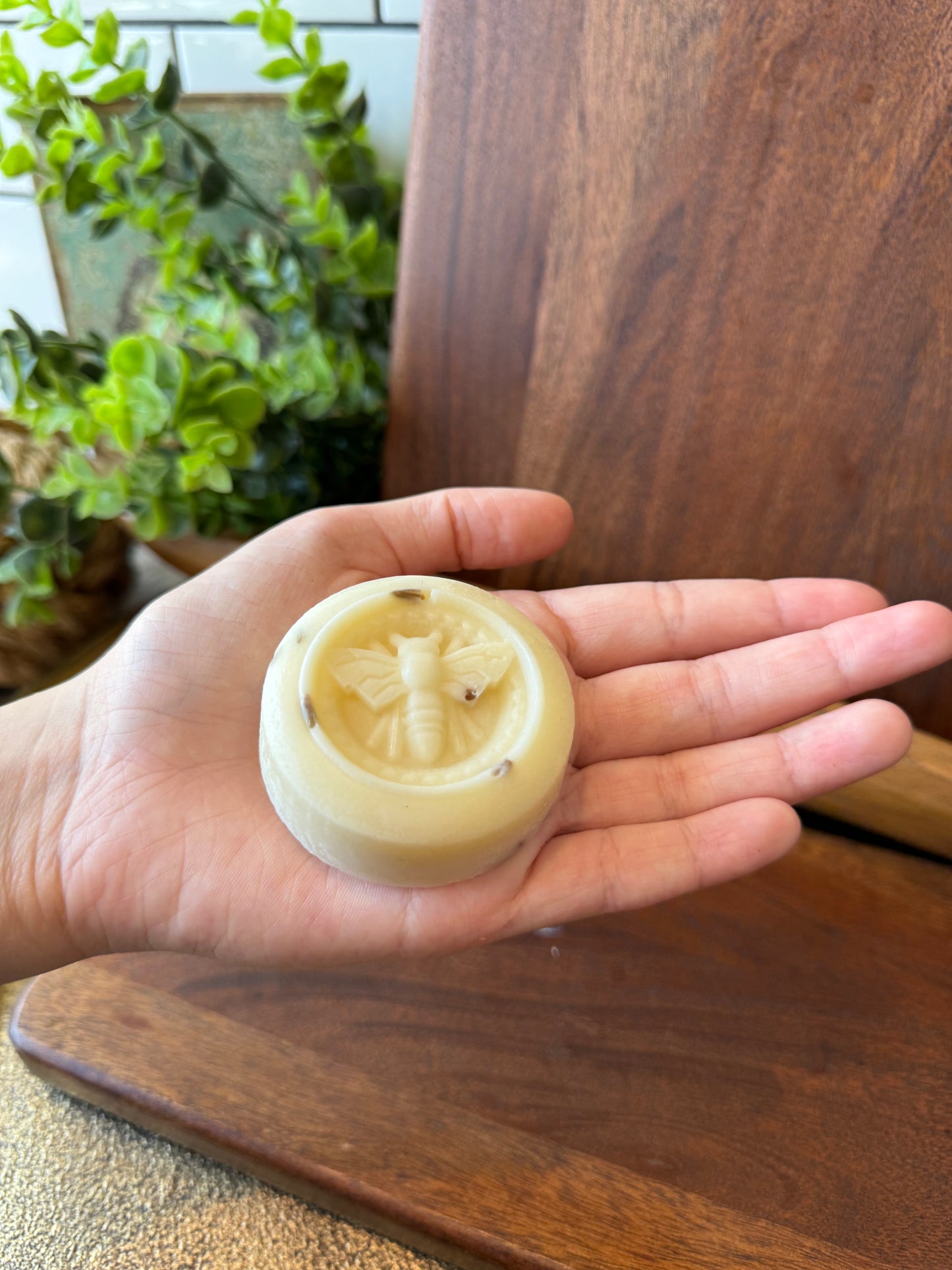 Beeswax Body Moisturizing Bar